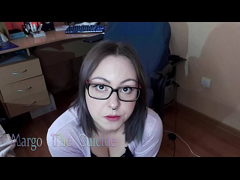 ❤️ Ko'zoynakli seksual qiz kamerada Dildoni chuqur so'radi Super pornoda bizda ❌❤